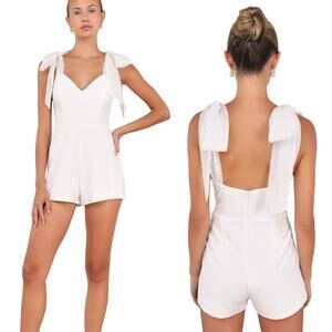 Lulus Certainly Aglow White Organza Pearl Tie-Strap V-Neck Romper size S NWT